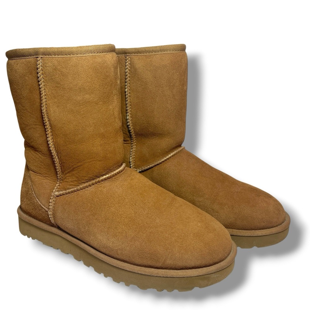 UGG Classic Women's Short II Mid-Calf Sheepskin Boots CHESTNUT US 9 EU 40
